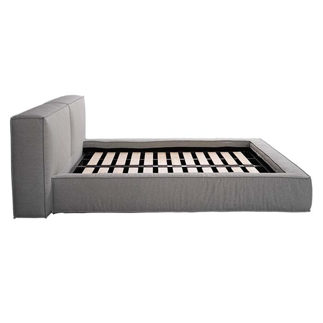 Struttura letto king size moderna e minimalista 