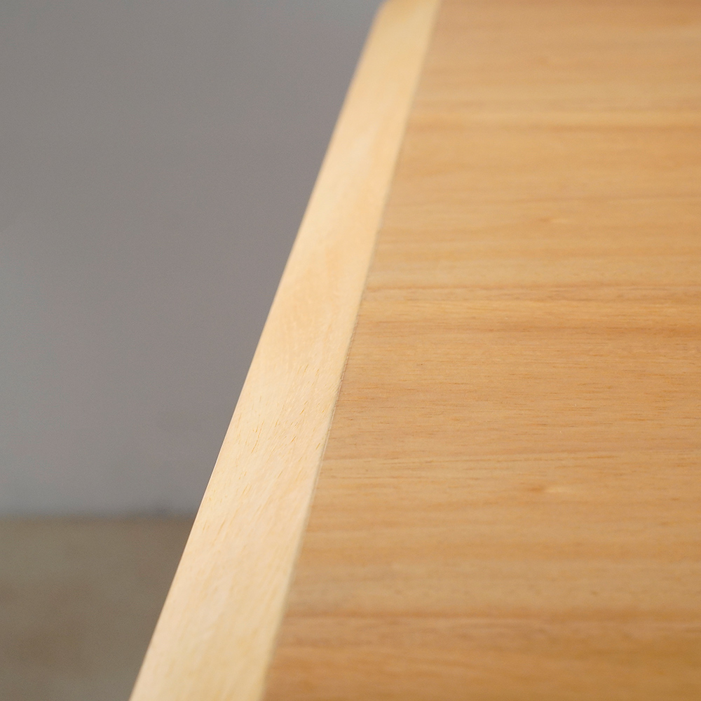 Tavolo da pranzo quadrato in legno minimalista per 4 persone