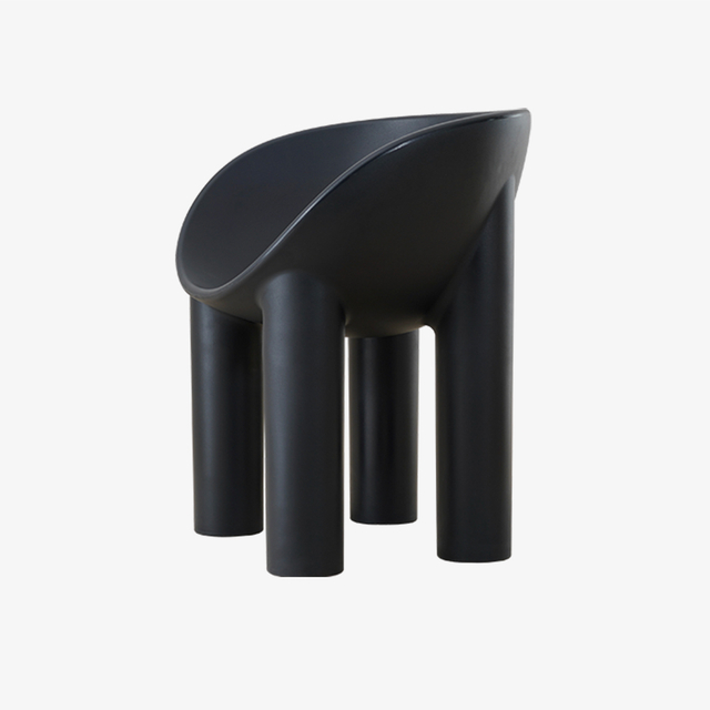 Poltrona moderna Roly Poly in nero con gamba di elefante